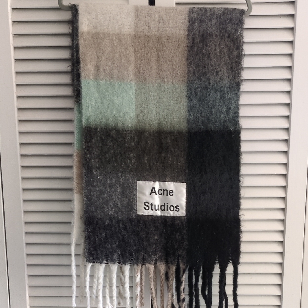 Gorgeous HUGE Acne Studios Plaid Blanket Scarf